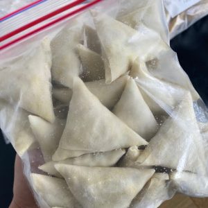 Frozen Meat Keema Pastry Samosas (Pack of 25)